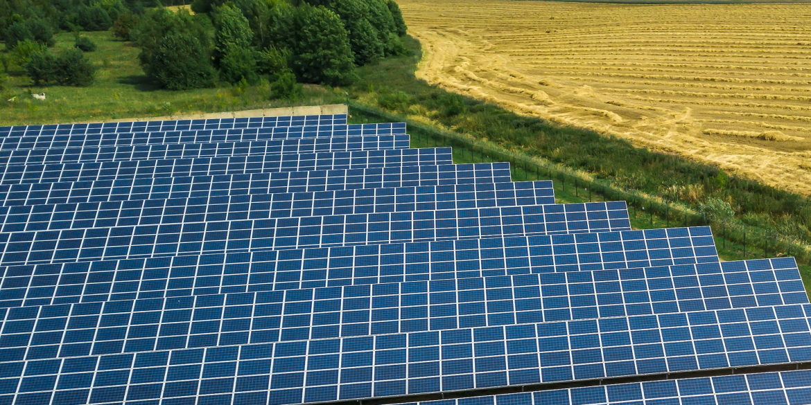 Podcast de SunCast: Expertos del sector discuten el pasado, el presente y el futuro de la financiación de proyectos solares
