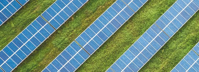 Zeitview garantit la qualité de l'inspection des systèmes énergétiques avancés avec SolarAnywhere®.
