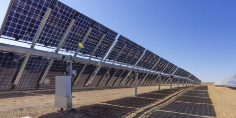 El futuro de la energía solar: El modelado fotovoltaico bifacial ocupa un lugar central en la API de SolarAnywhere, impulsado por modelos pvlib fiables para el sector.
