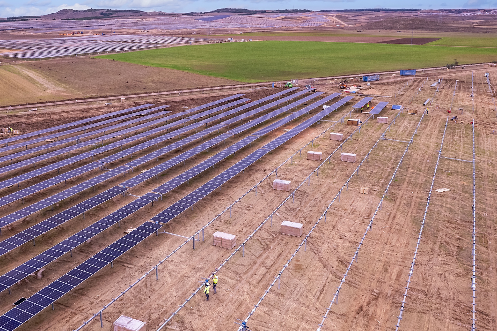 Better data, better decisions: Why SolarAnywhere outperforms NSRDB at every scale